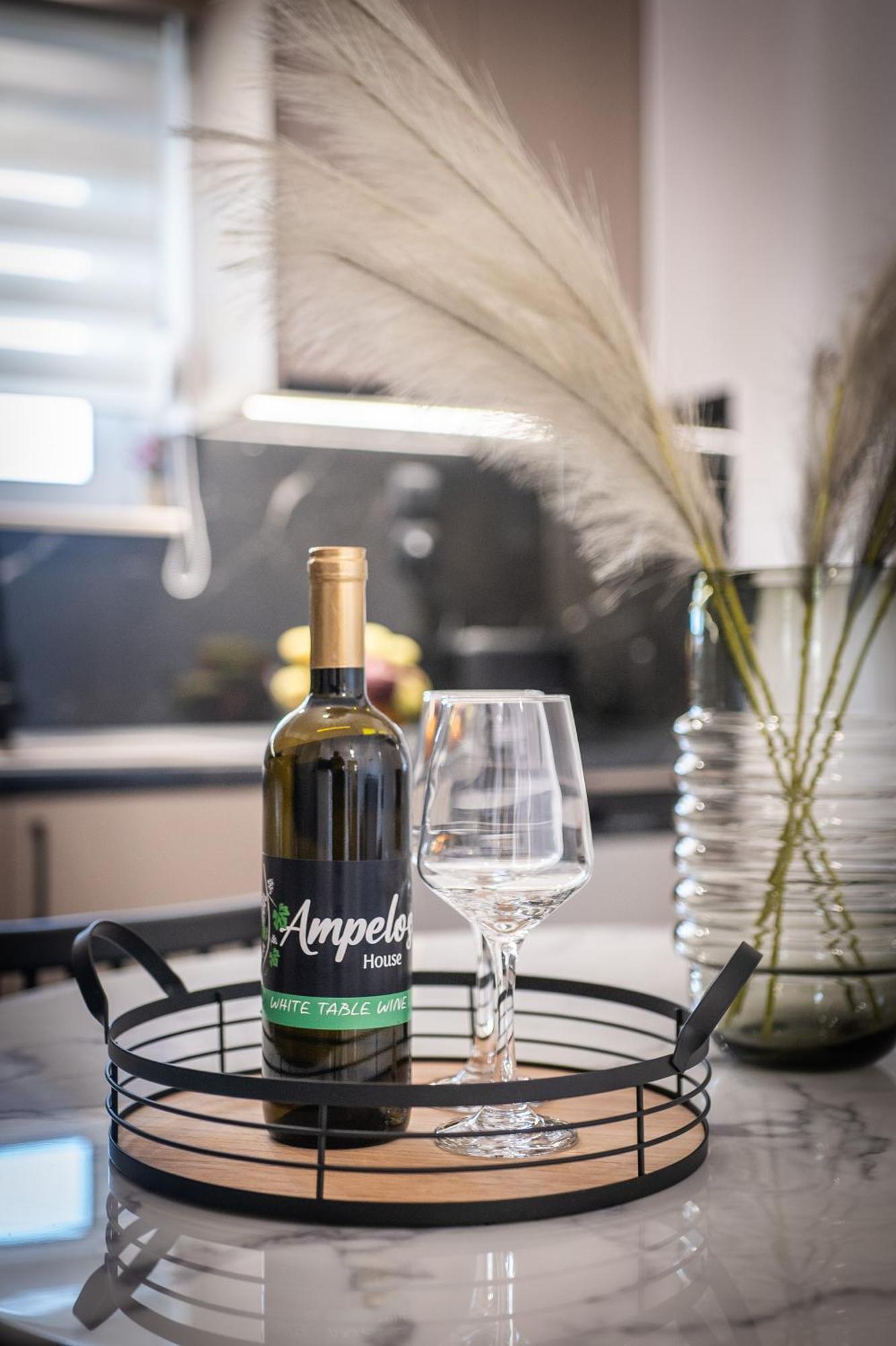 Ampelos Perivólia 외부 사진